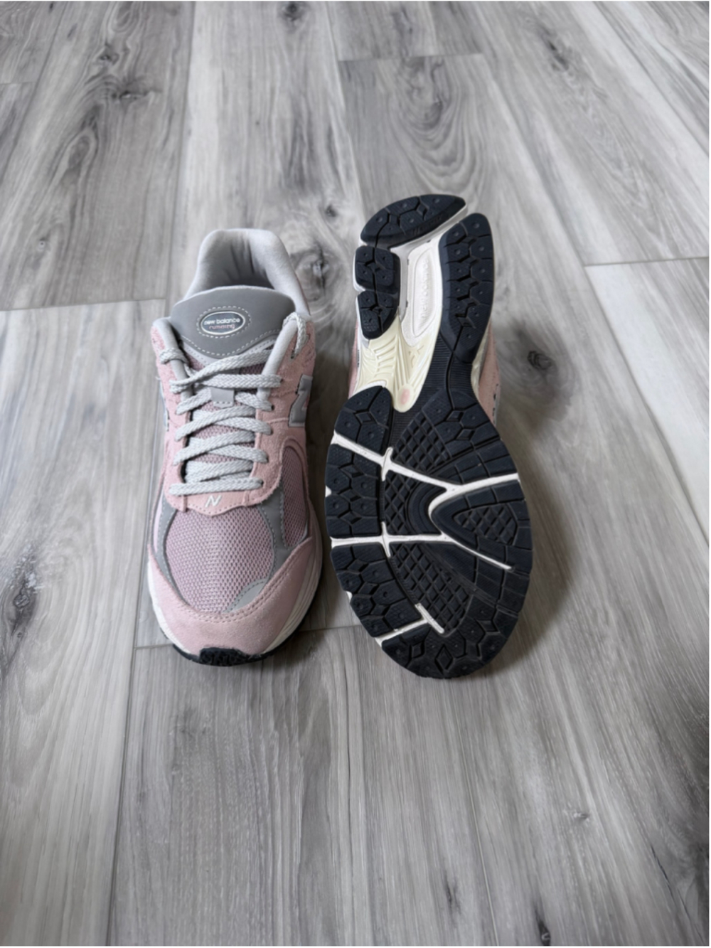 New Balance 2002R Orb Pink Shadow Grey M2002RFC Men 8 Women 9.5 Sneakers